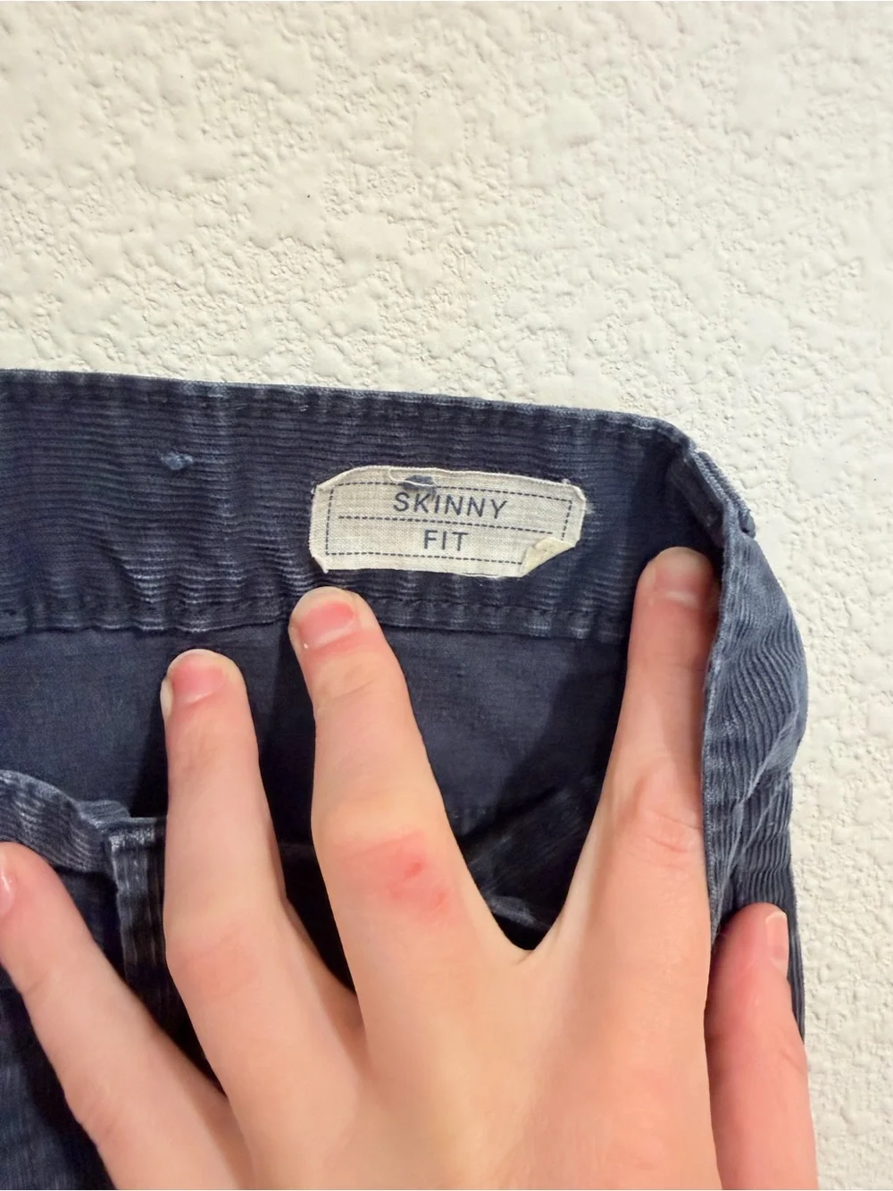 H&M L.O.G.G. Men's Skinny Corduroy Pants in Dark Navy